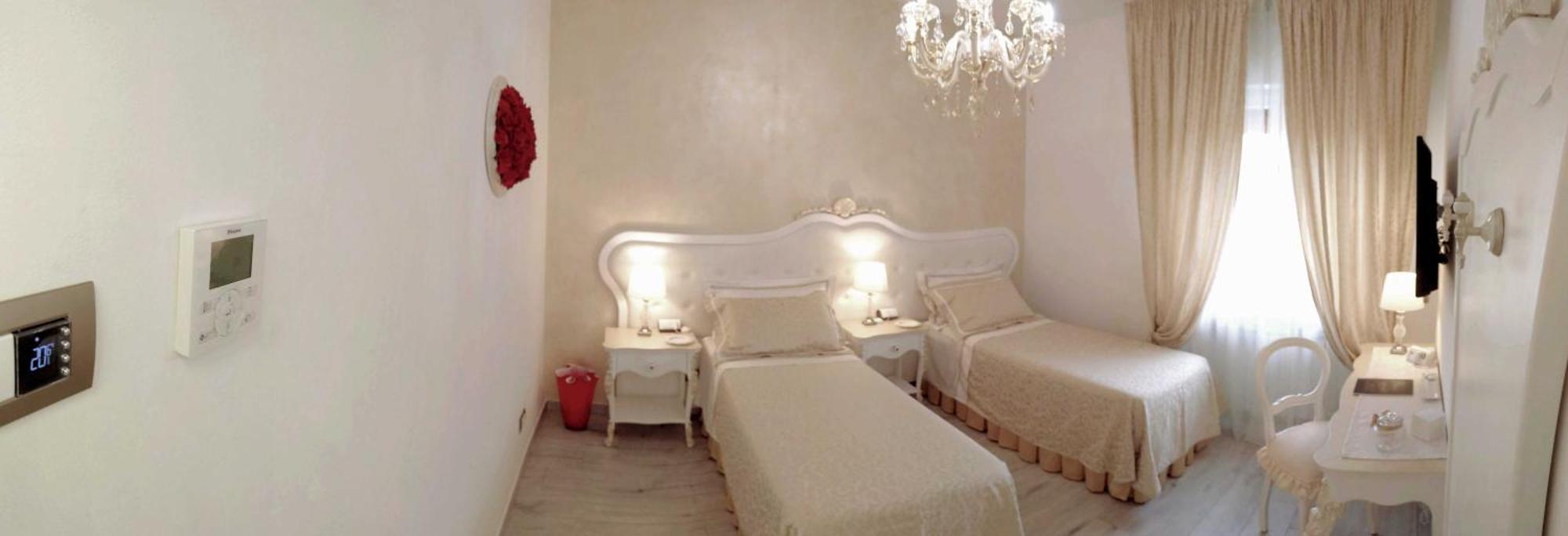 Alloggio Turistico Giulietta E Romeo - Intero Appartamento - Villafranca Di Verona, Zimmer, Holiday Rooms Εξωτερικό φωτογραφία