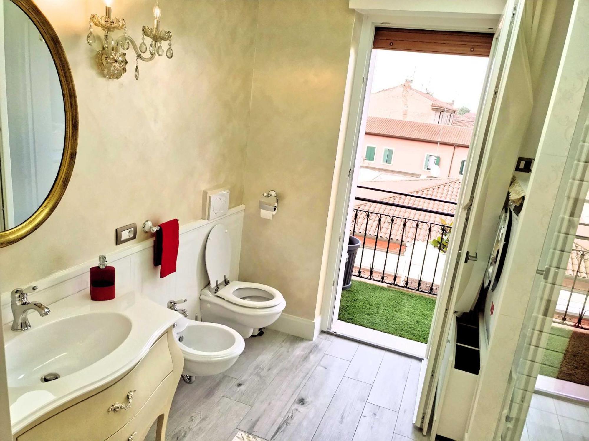 Alloggio Turistico Giulietta E Romeo - Intero Appartamento - Villafranca Di Verona, Zimmer, Holiday Rooms Εξωτερικό φωτογραφία