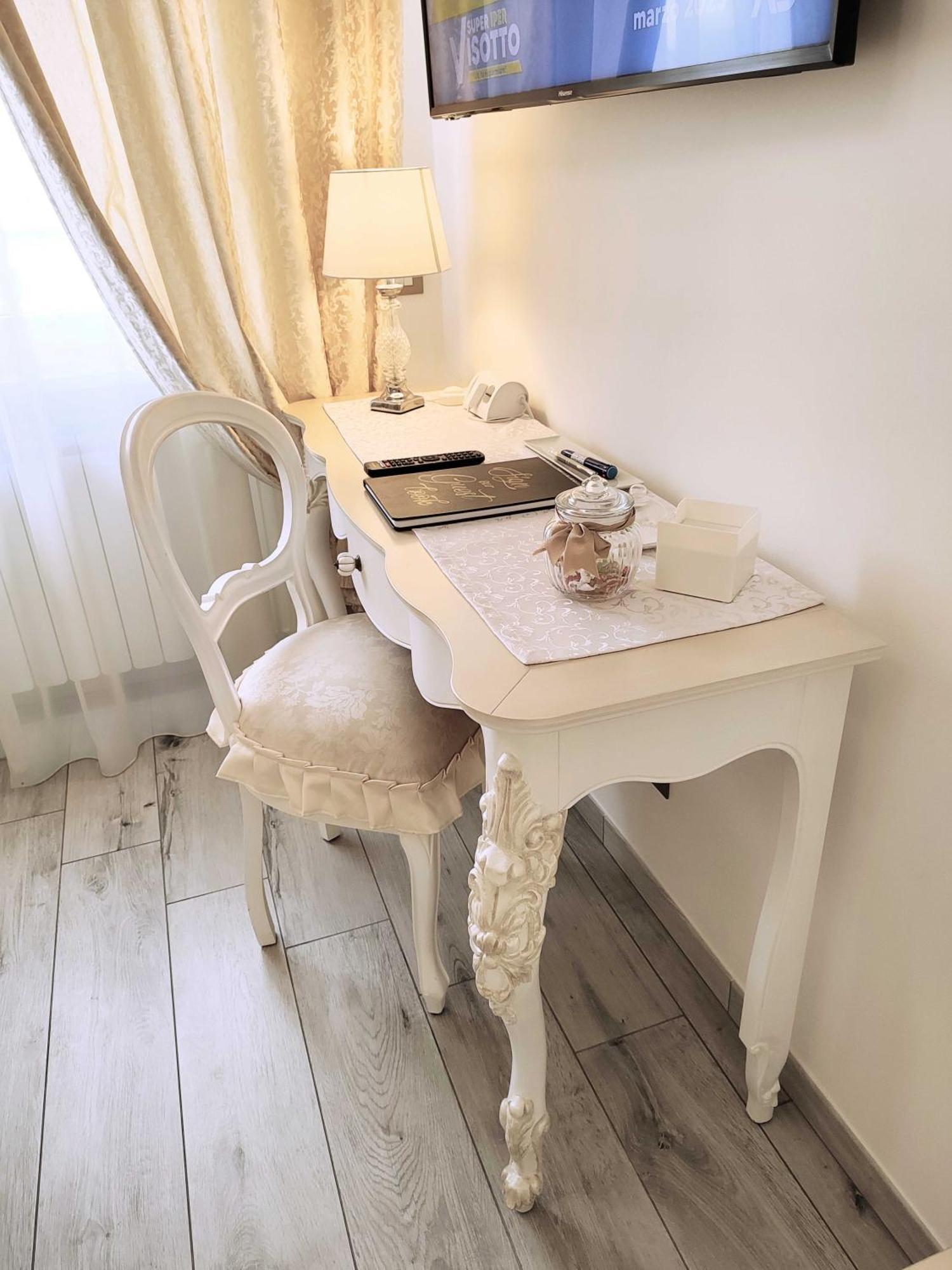 Alloggio Turistico Giulietta E Romeo - Intero Appartamento - Villafranca Di Verona, Zimmer, Holiday Rooms Εξωτερικό φωτογραφία